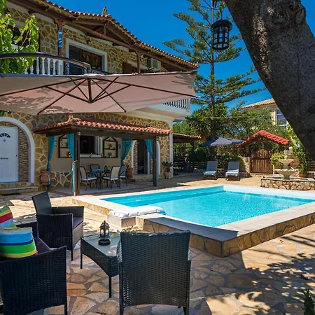 Holiday home Panos