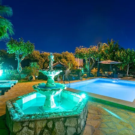 Panos Holiday home *